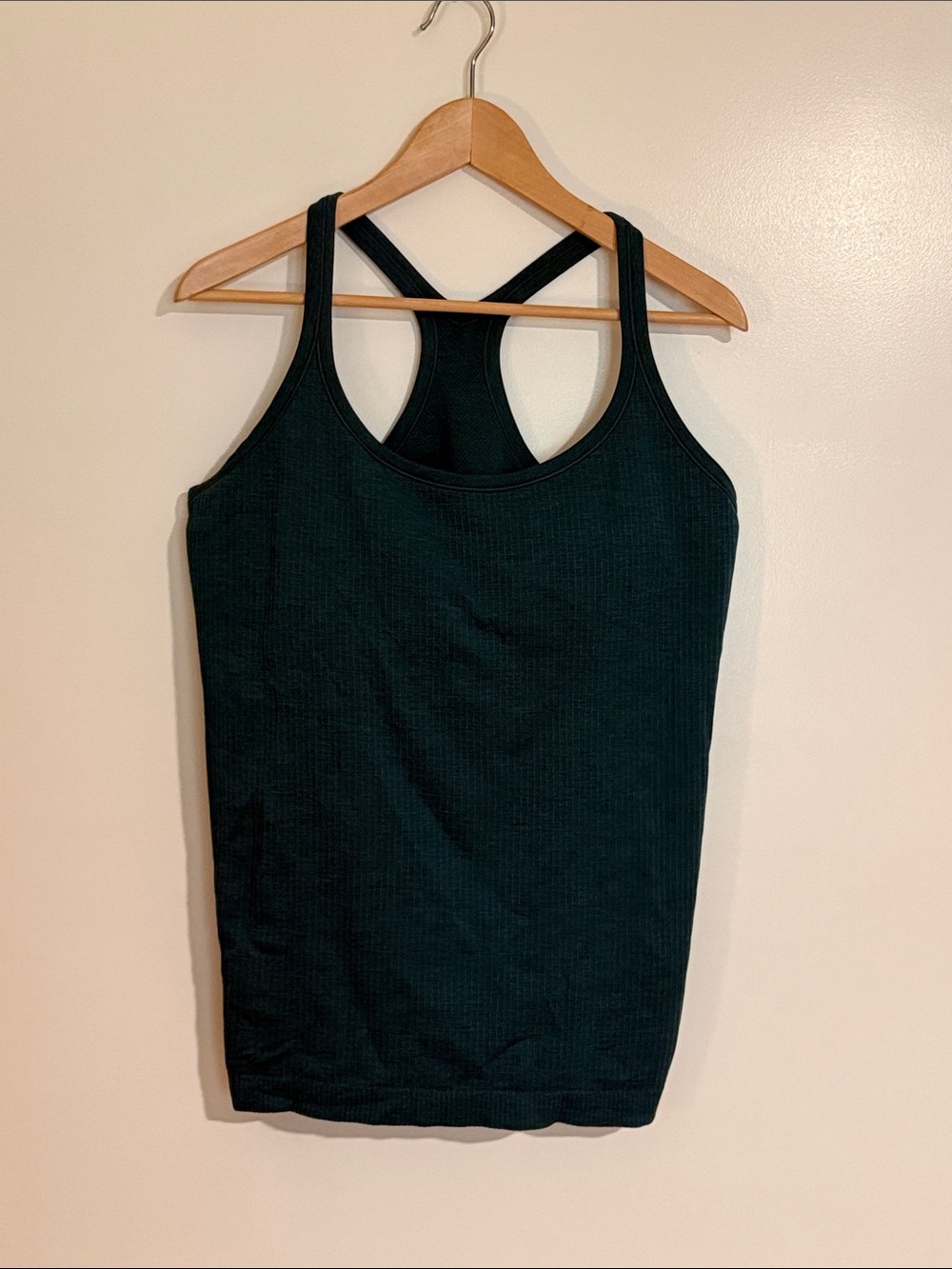 lululemon athletica green Ribbed Crossback Tank size 14